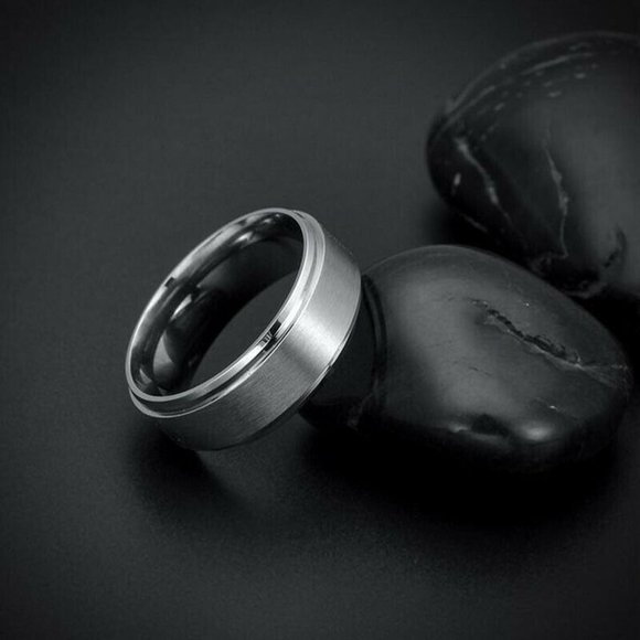 THE CRONOS | TIME-HONORED TITANIUM WEDDING BAND - Picture 3 of 5